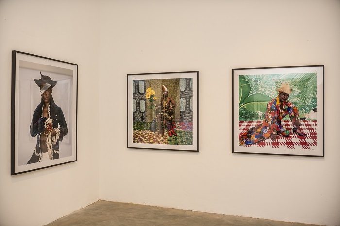 Salle Samuel Fosso. Photographe Camerounais résidant en Centrafrique Le Musée_Fondation Zinsou_Salle Samuel Fosso©Jean-Dominique Burton-68